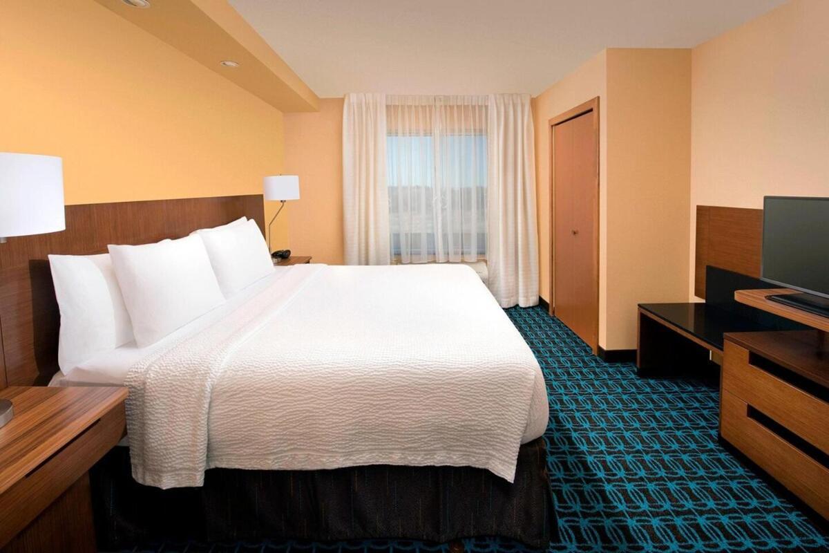 Fairfield Inn & Suites Houston Channelview Exterior photo