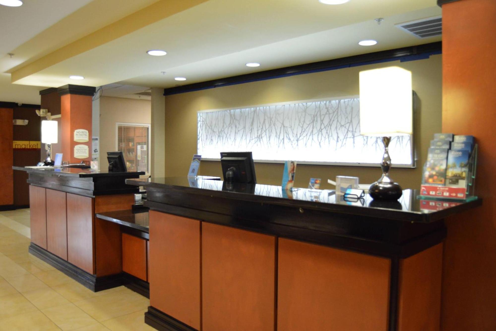 Fairfield Inn & Suites Houston Channelview Exterior photo